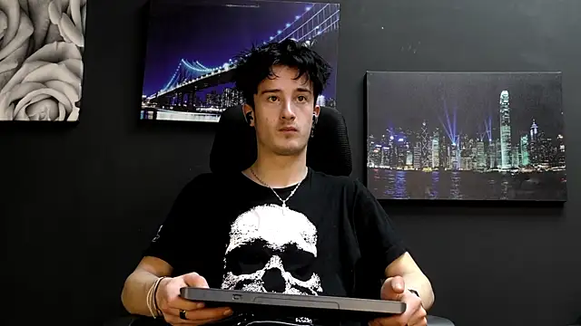 SirReed online show from February 7, 10:01 am