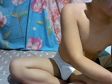 Snapshot of alhex_gay26 chatting on September 28, 12:45 pm alhex gay26 online show from September 28, 12:45 pm