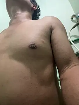 hotboy2x online show from May 8, 10:35 pm