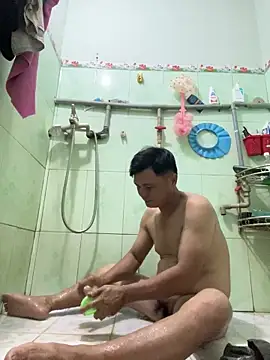 hotboy2x online show from February 15, 11:09 am