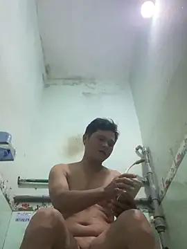 hotboy2x online show from March 16, 10:12 pm