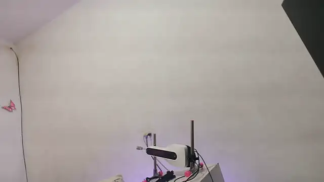 yhazan blake88 online show from October 21, 6:18 pm