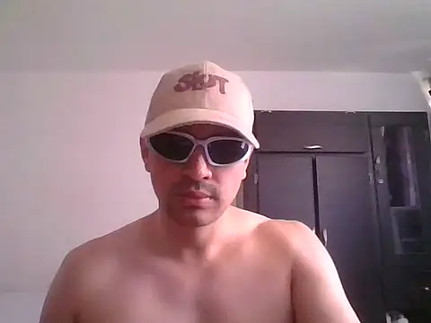 Snapshot of AlphaBoyyX chatting on September 9, 5:33 pm AlphaBoyyX online show from September 9, 5:33 pm