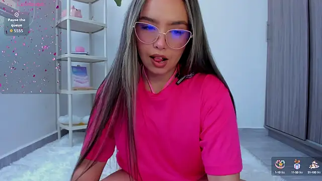 Snapshot of Alana_Banana_ chatting on September 25, 4:13 pm Alana Banana online show from September 25, 4:13 pm