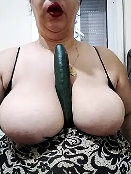 Snapshot of milkbreastsexy chatting on September 9, 8:24 am milkbreastsexy online show from September 9, 8:24 am