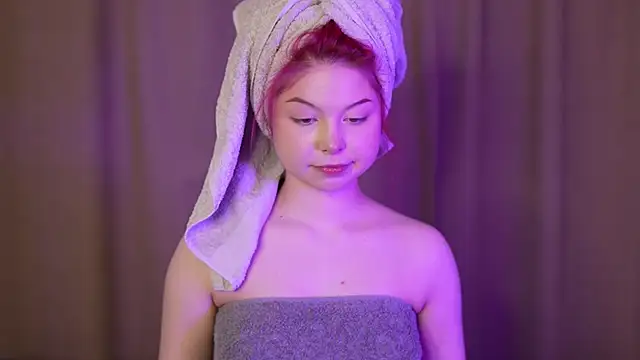 Stella Vanila online show from November 13, 1:31 am