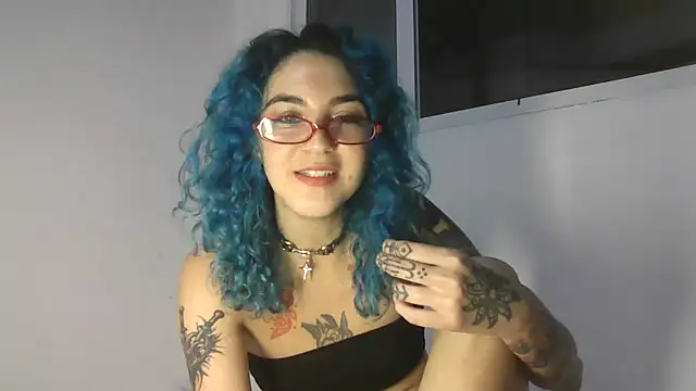peetitefairy online show from May 16, 6:56 am