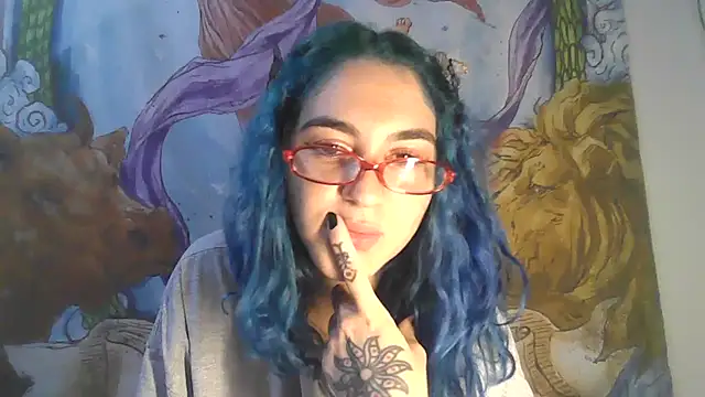 peetitefairy online show from March 29, 8:16 am