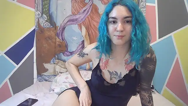 Snapshot of peetitefairy chatting on October 4, 6:59 am peetitefairy online show from October 4, 6:59 am