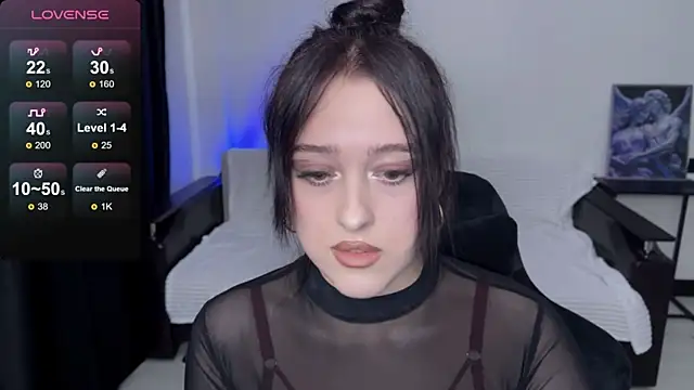 Snapshot of Sunshine_J chatting on October 8, 10:28 am Sunshine J online show from October 8, 10:28 am