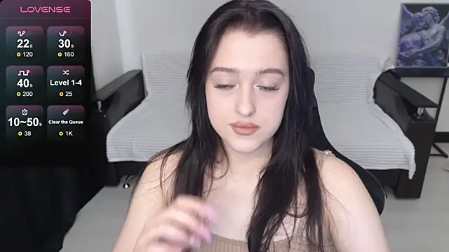 Snapshot of Sunshine_J chatting on October 6, 12:17 pm Sunshine J online show from October 6, 12:17 pm