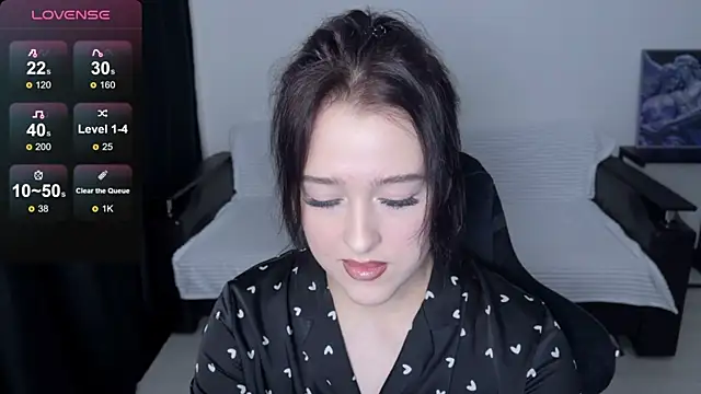 Snapshot of Sunshine_J chatting on October 22, 8:03 am Sunshine J online show from October 22, 8:03 am