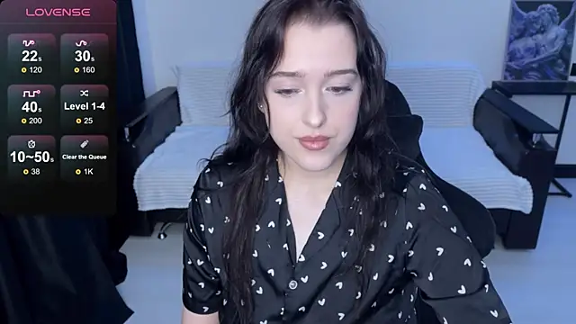 Snapshot of Sunshine_J chatting on November 18, 8:56 pm Sunshine J online show from November 18, 8:56 pm