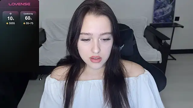 Snapshot of Sunshine_J chatting on September 23, 7:32 pm Sunshine J online show from September 23, 7:32 pm