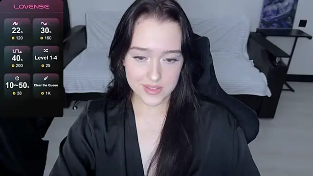 Snapshot of Sunshine_J chatting on November 8, 7:28 pm Sunshine J online show from November 8, 7:28 pm