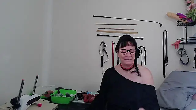 honey47 online show from January 11, 12:12 pm