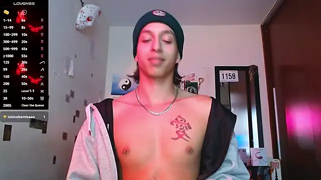 DannyPhantom555 online show from December 20, 7:28 pm