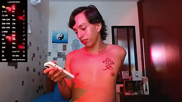 DannyPhantom555 online show from November 20, 7:36 pm