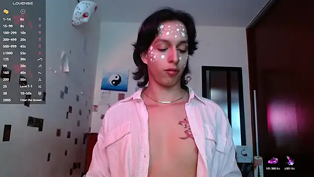 DannyPhantom555 online show from October 29, 6:51 pm