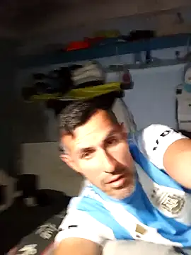 Snapshot of Ricofitness chatting on September 18, 3:20 am Ricofitness online show from September 18, 3:20 am