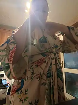 Snapshot of Missmissymee chatting on October 4, 6:20 pm Missmissymee online show from October 4, 6:20 pm