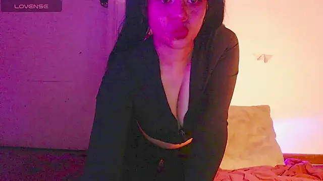 Dirtyhoneymoon online show from February 23, 5:35 pm