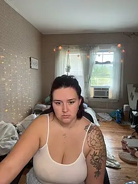 Snapshot of goddesskass chatting on September 23, 2:02 pm goddesskass online show from September 23, 2:02 pm
