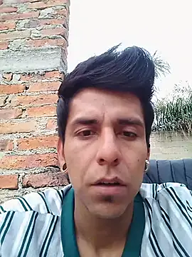 TragicAirplane168 online show from December 14, 11:32 pm