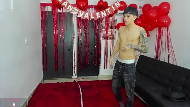 Playhardsex  online show from February 12, 11:04 pm