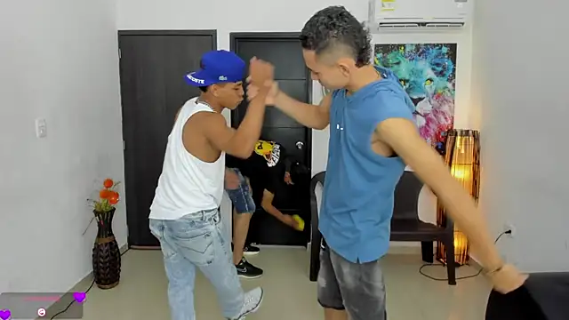 Playhardsex  online show from November 26, 11:05 pm