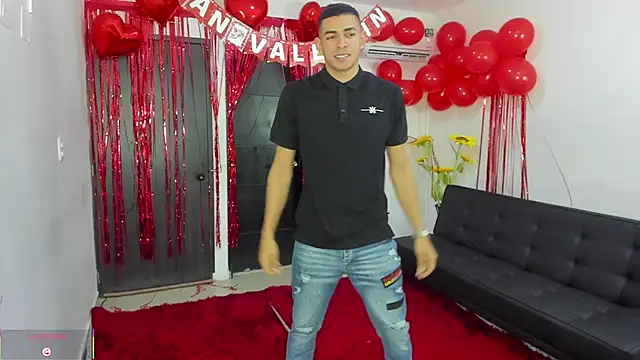 Playhardsex  online show from February 10, 11:04 pm