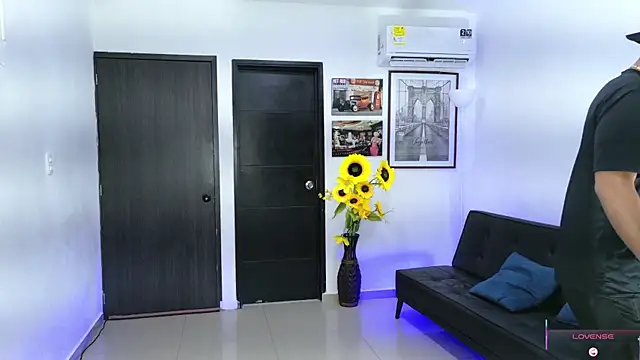 Playhardsex  online show from April 13, 11:20 pm