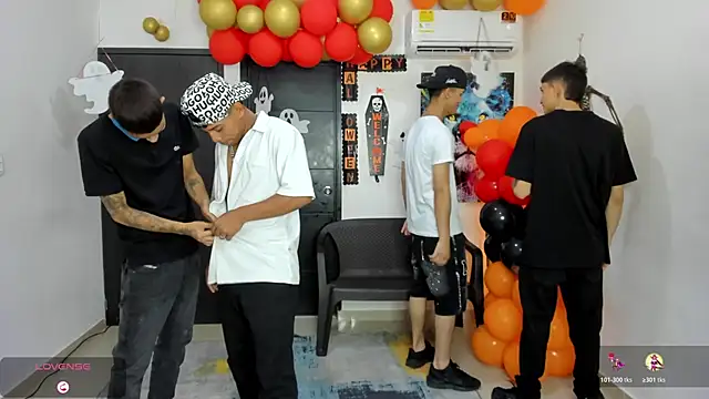 Playhardsex  online show from October 26, 11:05 pm