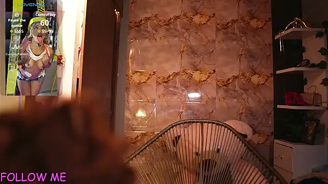 hannachris- online show from February 6, 7:59 am