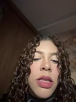 hannachris- online show from March 25, 11:36 pm