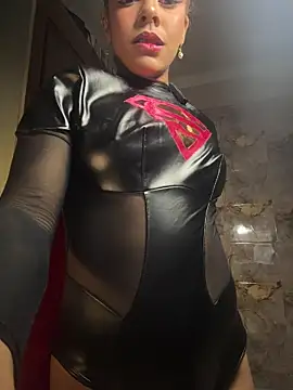 hannachris- online show from February 2, 11:48 pm