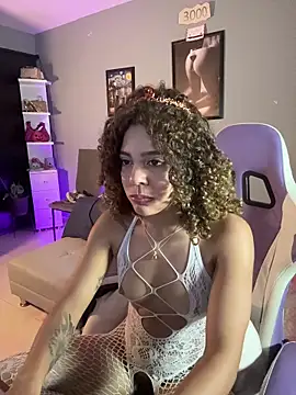 hannachris- online show from October 8, 11:49 pm
