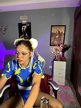 hannachris- online show from October 5, 2:24 am