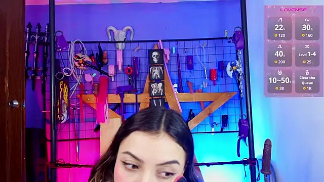 Misstresss aurora bdsm online show from February 19, 2:14 pm