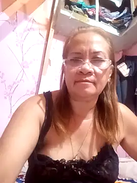 vickyhot1966 online show from December 15, 7:41 pm