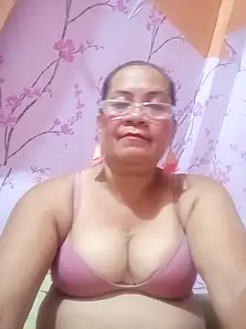Snapshot of vickyhot1966 chatting on September 27, 9:04 am vickyhot1966 online show from September 27, 9:04 am