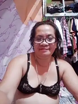 vickyhot1966 online show from May 22, 12:25 pm