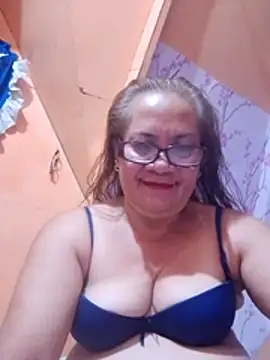 Snapshot of vickyhot1966 chatting on June 17, 7:57 pm vickyhot1966 online show from June 17, 7:57 pm