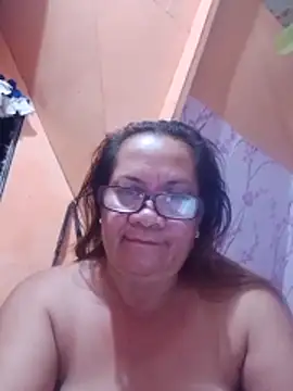vickyhot1966 online show from May 18, 3:39 pm