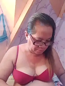 vickyhot1966 online show from May 17, 10:10 pm