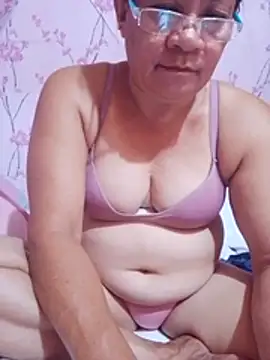 vickyhot1966 online show from February 12, 4:07 pm