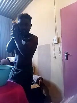 Hood Bouy online show from November 24, 6:13 am