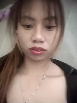 Snapshot of Dung-Thao19 chatting on September 17, 4:03 am Dung-Thao19 online show from September 17, 4:03 am