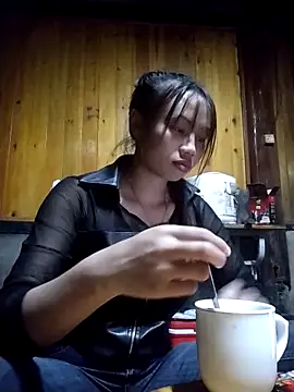 Snapshot of Dung-Thao19 chatting on October 13, 9:11 am Dung-Thao19 online show from October 13, 9:11 am