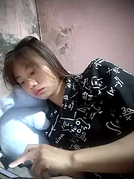Snapshot of Dung-Thao19 chatting on September 12, 11:26 pm Dung-Thao19 online show from September 12, 11:26 pm